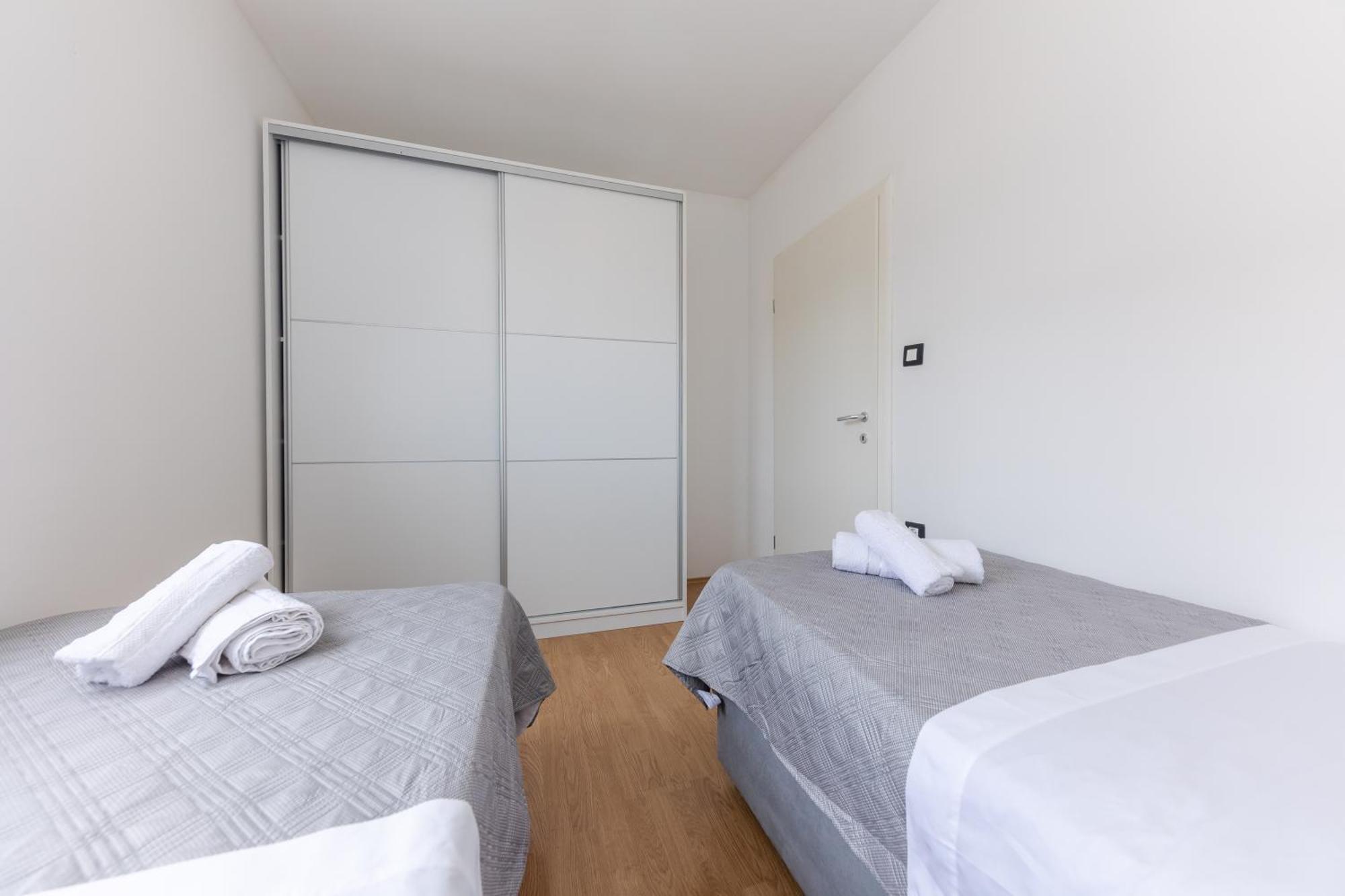 House Niko M With 6 Apartments Split Exteriér fotografie