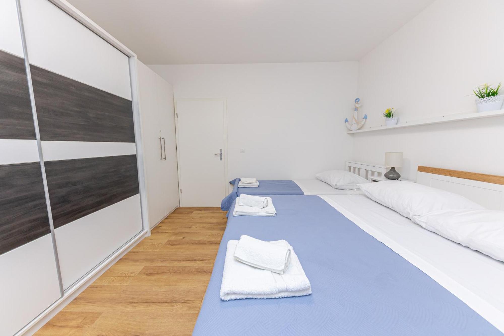 House Niko M With 6 Apartments Split Exteriér fotografie