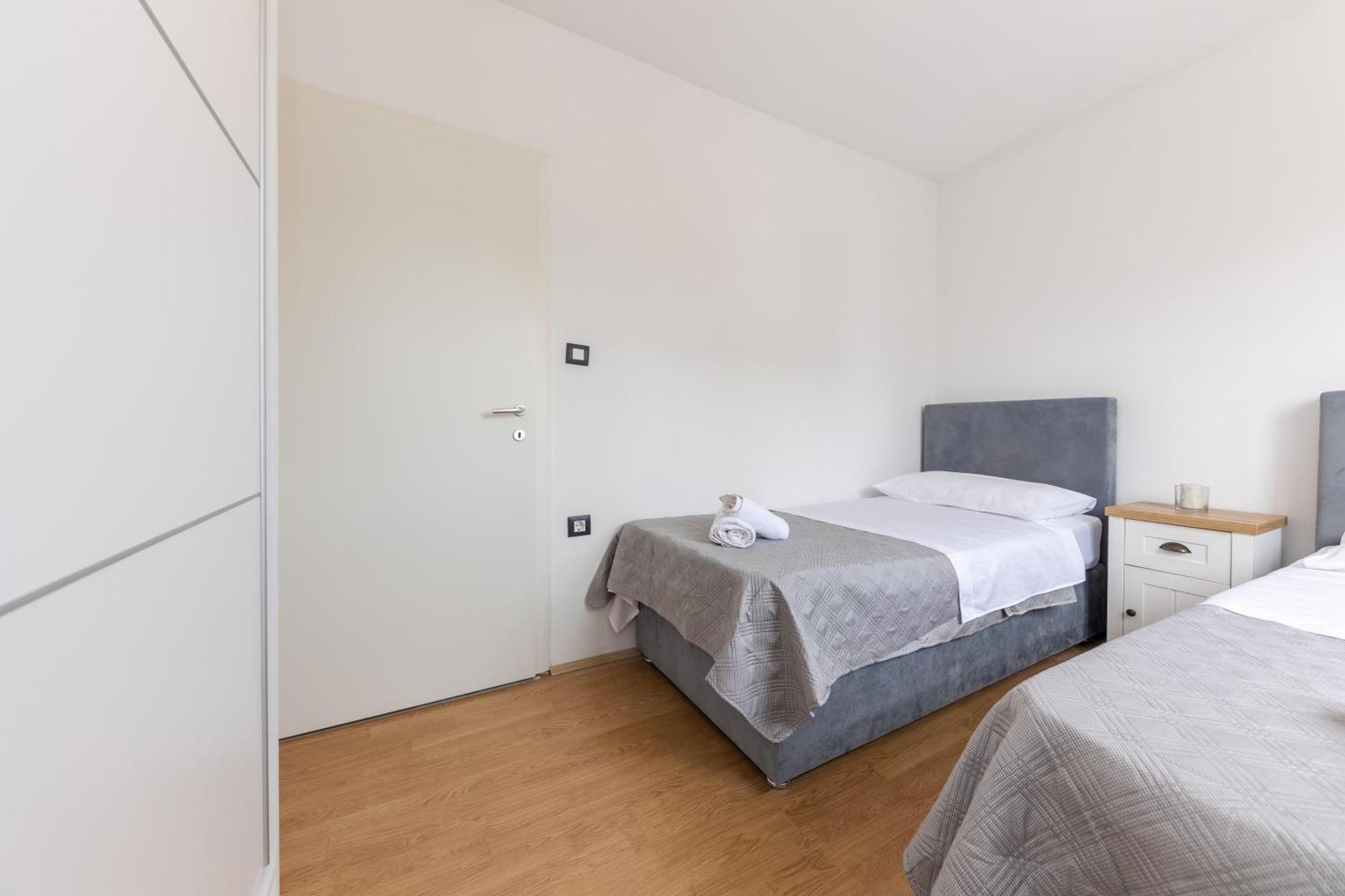 House Niko M With 6 Apartments Split Exteriér fotografie